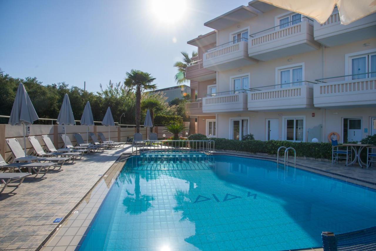 Dias Hotel Apartments Agia Marina Екстериор снимка