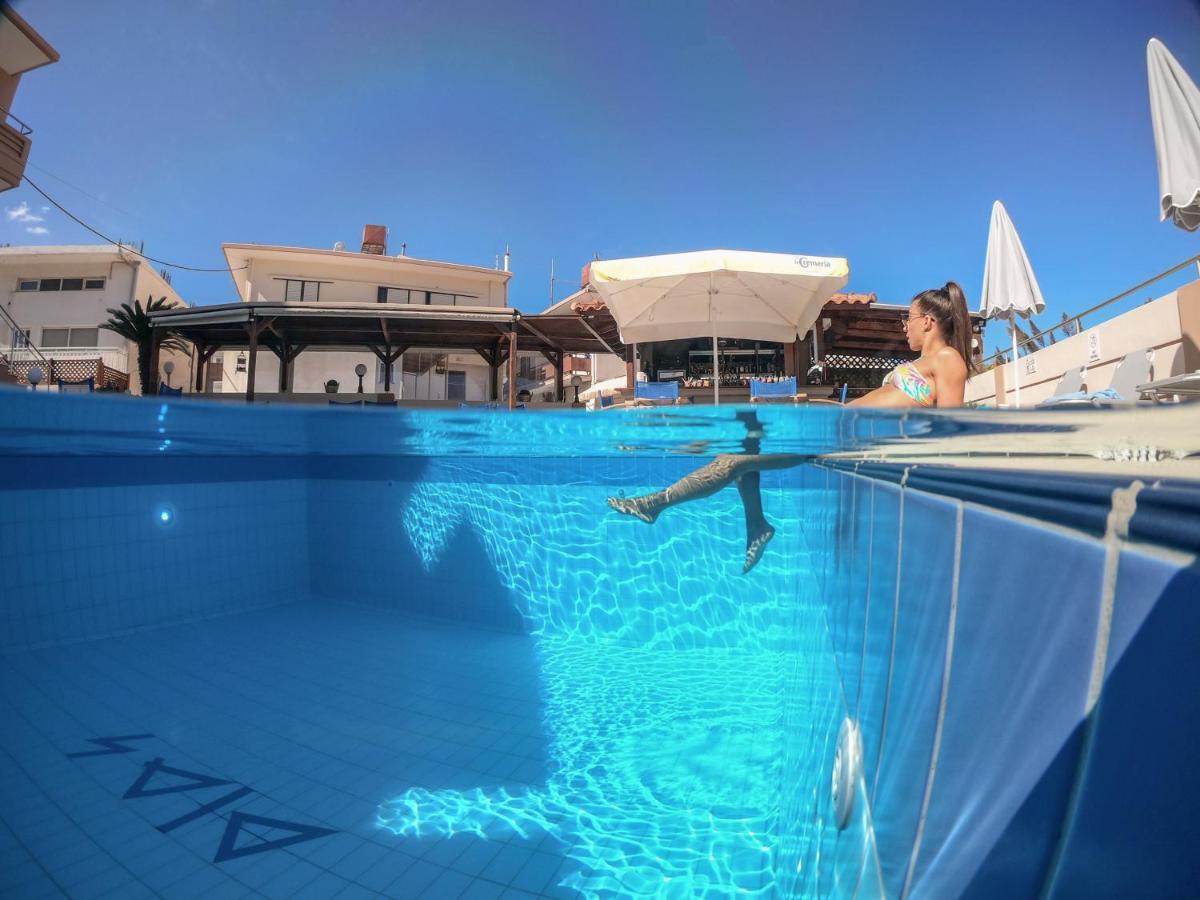 Dias Hotel Apartments Agia Marina Екстериор снимка
